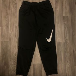 Nike Sweatpants Men’s Size Medium Basketball Tapered Therma Graphic 800317-010
